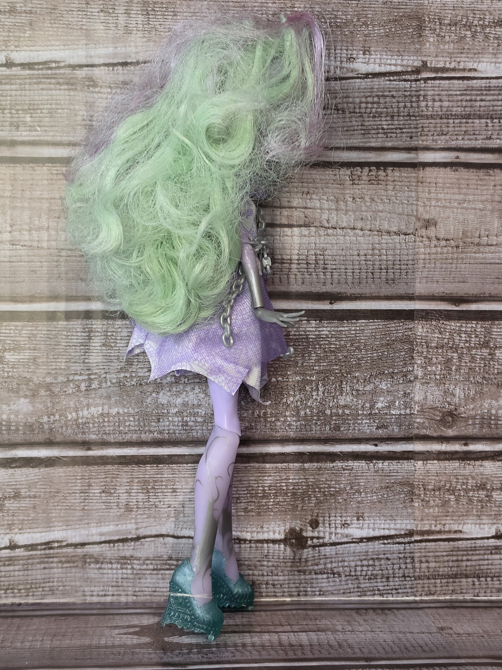 Monster High Haunted Getting Ghostly Twyla Doll - Picture 4 of 6